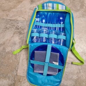 Picnic Backpack Set For 4 Reusable Plastic Servware Set